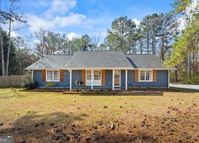 Property at 850 Coan Dr, Locust Grove, GA 30248, 5 beds, 3 baths