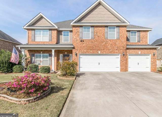 Property at 231 Black Hawke Ln, Kathleen, GA 31047, 5 beds, 3 baths