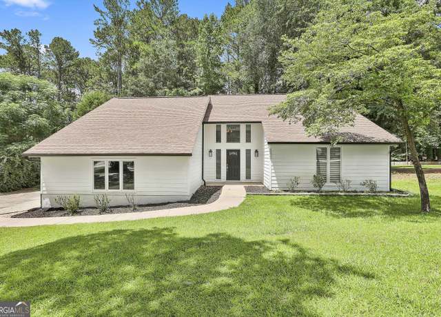 Property at 205 Shadowood Ln, Peachtree City, GA 30269, 4 beds, 2.5 baths