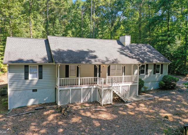 Property at 76 Stone Creek Dr, Covington, GA 30016, 3 beds, 2 baths