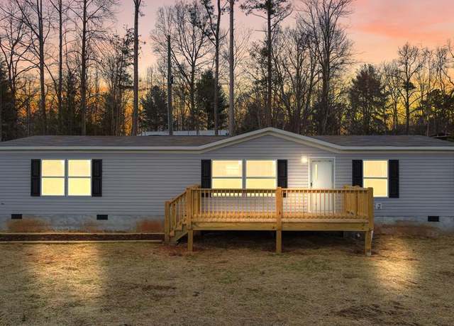 Property at 1376 Pleasant Gap Rd, Ellijay, GA 30540, 3 beds, 2 baths