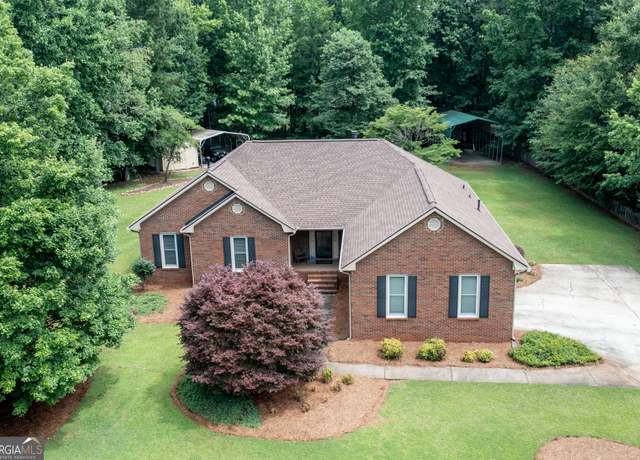 Property at 280 Ridgemont Dr, Fayetteville, GA 30215, 3 beds, 2 baths