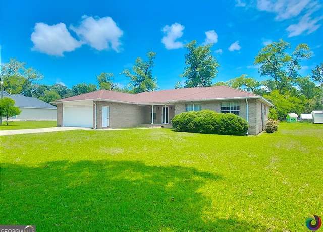 Property at 267 Ann Arbor Way, Claxton, GA 30417, 3 beds, 2.5 baths