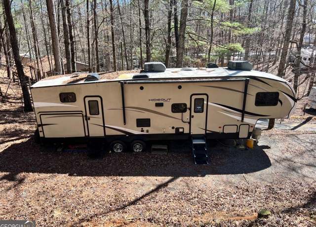 Property at 341 25th St, Ellijay, GA 30540, 2 beds, 1.5 baths