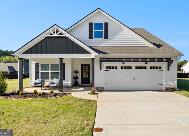 Property at 209 Maddington Ct, Senoia, GA 30276, 4 beds, 3 baths