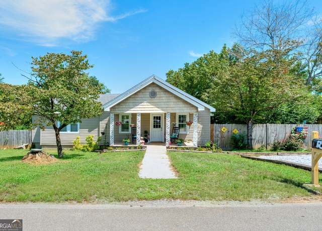 Property at 105 Bypass Rd, Morganton, GA 30560, 3 beds, 2 baths