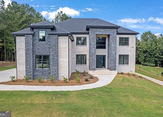Property at 421 Saint Surrey Way, Ellenwood, GA 30294, 5 beds, 5.5 baths