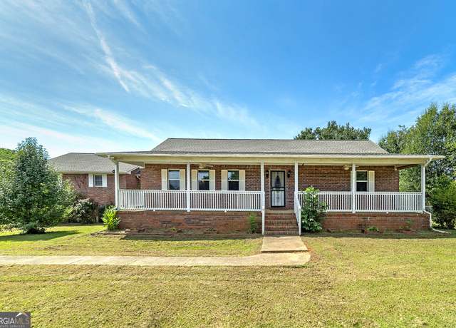 Property at 312 Peeksville Rd, Locust Grove, GA 30248, 4 beds, 3 baths