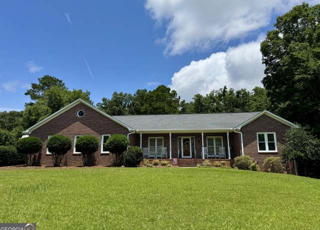Property at 6601 Dana Dr, Macon, GA 31220, 3 beds, 2 baths