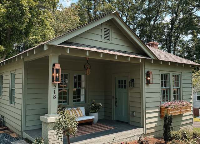 Property at 218 E Marable St, Monroe, GA 30655, 2 beds, 1 bath