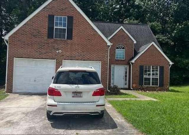 Property at 5697 Hidden Brook Cir, Atlanta, GA 30349, 4 beds, 2.5 baths