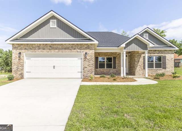 Property at 102 Reedy Ct, Perry, GA 31069, 4 beds, 3 baths