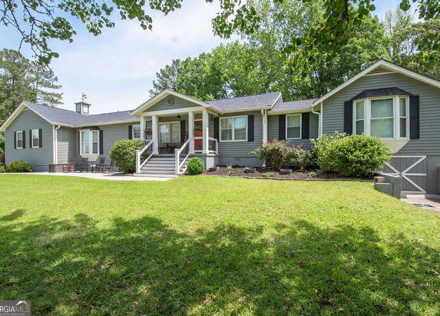 Property at 105 Greenfield Cir, Fayetteville, GA 30215, 3 beds, 2 baths