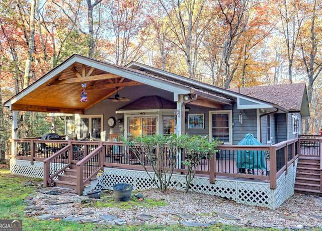 Property at 381 W Sugarbush Dr, Dillard, GA 30537, 4 beds, 3 baths
