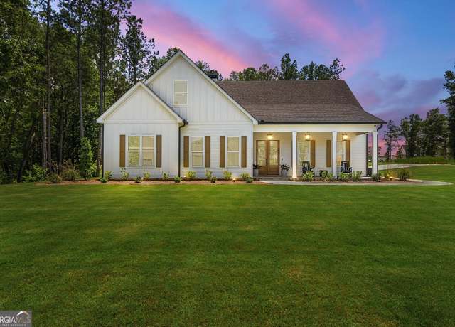 Property at 240 Snug Harbor Pl, Newnan, GA 30263, 4 beds, 4 baths