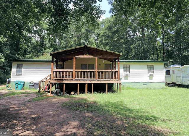 Property at 138 Meriwether Ln NW, Milledgeville, GA 31061, 4 beds, 2 baths