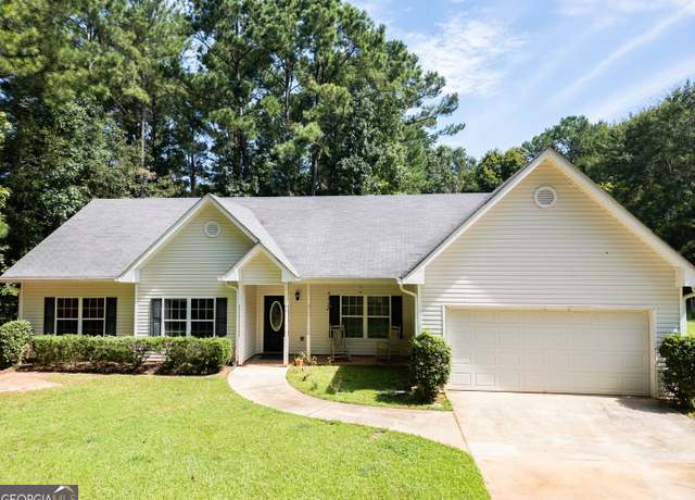 Property at 933 Fincher Rd, Covington, GA 30016, 4 beds, 3 baths
