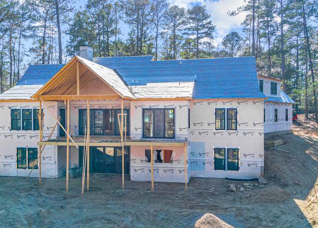 Property at 1040 Parrotts Cove Rd, Greensboro, GA 30642, 5 beds, 6 baths
