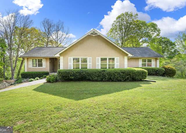 Property at 50 Hamilton Dr, Newnan, GA 30263, 3 beds, 2 baths