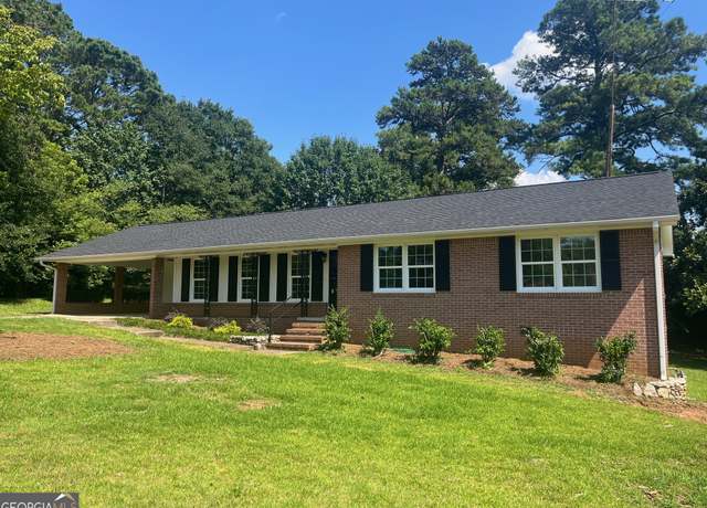 Property at 923 Norwood Dr, Lagrange, GA 30240, 3 beds, 2 baths
