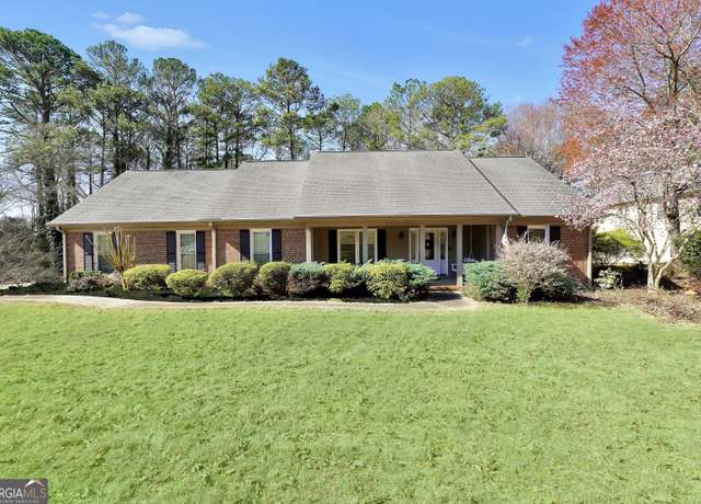 Property at 3075 Wood Valley Dr, Mcdonough, GA 30253, 4 beds, 3.5 baths