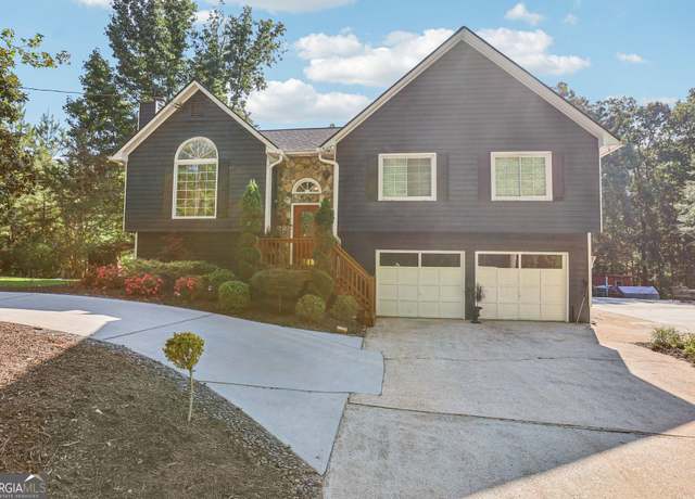 Property at 215 Troy Path, Powder Springs, GA 30127, 3 beds, 2 baths