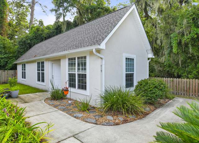 Property at 419 Palmetto St, St. Simons, GA 31522, 2 beds, 2 baths