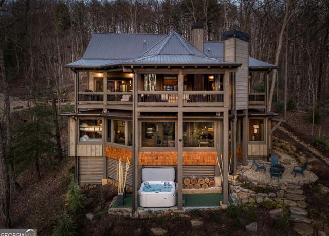 Property at 272 Heights Overlook, Cherry Log, GA 30522, 4 beds, 3.5 baths