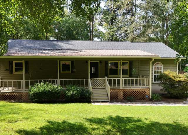 Property at 253 Yonah Valley Rd, Cleveland, GA 30528, 3 beds, 1 bath