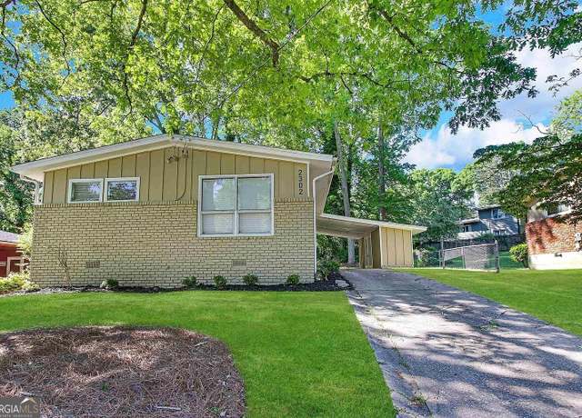Property at 2302 Montrose Dr, East Point, GA 30344, 3 beds, 1.5 baths