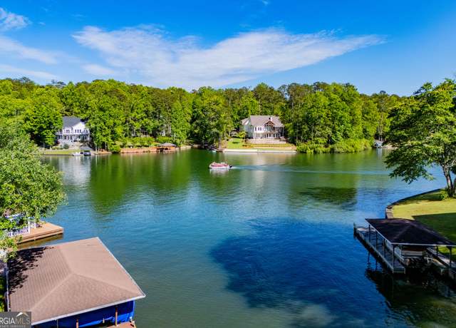 Property at 1295 Heritage Dr, Villa Rica, GA 30180, 4 beds, 3.5 baths