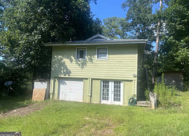 Property at 699 Calhoun Rd, Abbeville, AL 36310, 4 beds, 3 baths