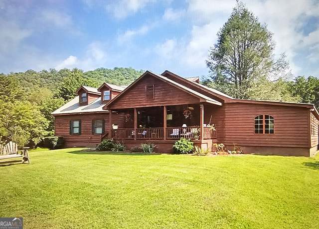 Property at 4253 Swallows Creek Rd, Hiawassee, GA 30546, 5 beds, 2 baths