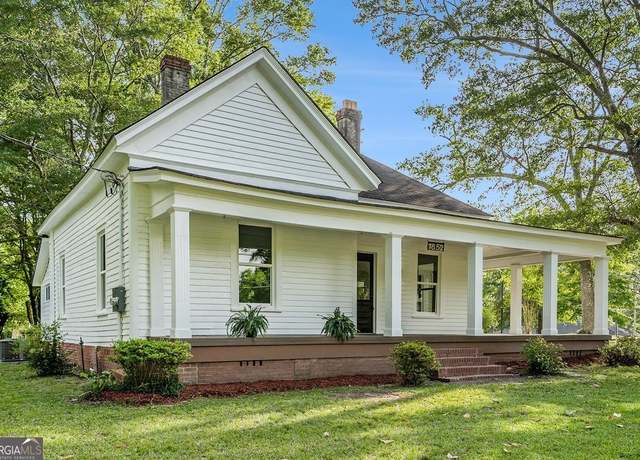 Property at 1852 Burwell Rd, Carrollton, GA 30117, 2 beds, 2 baths
