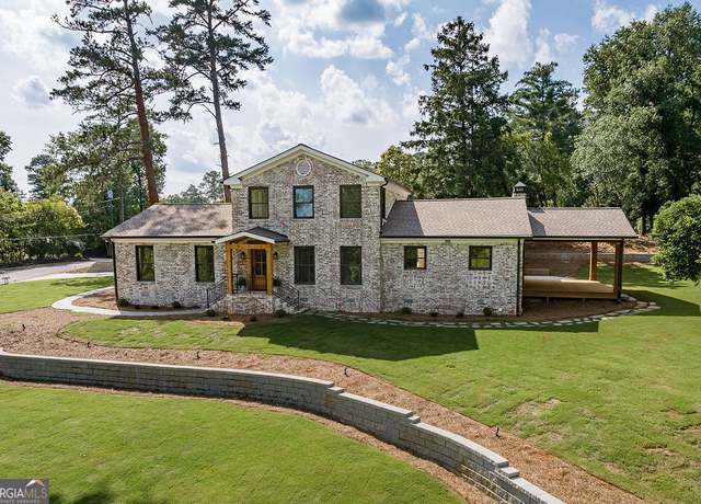 Property at 160 Tillman Ln, Athens, GA 30606, 4 beds, 3 baths