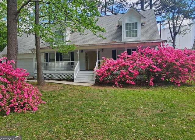Property at 3979 Doral Cir, Atlanta, GA 30360, 4 beds, 2.5 baths