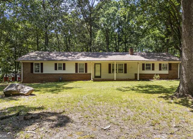 Property at 86 Woodland Dr, Danielsville, GA 30633, 4 beds, 2 baths