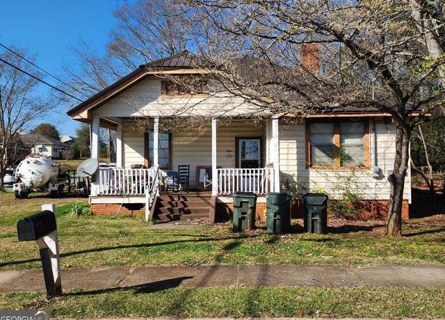 Property at 468 North Main St, Thomaston, GA 30286, 3 beds, 1 bath