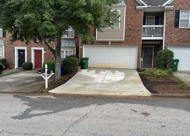 Property at 2086 Manhattan Pkwy, Decatur, GA 30035, 3 beds, 2.5 baths