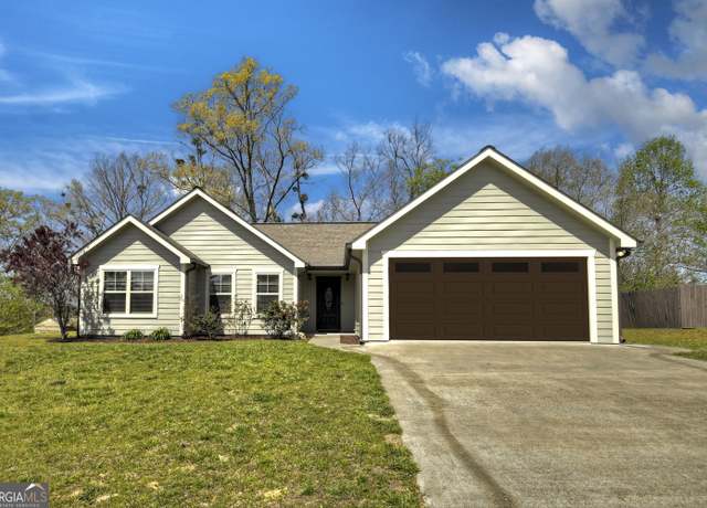 Property at 110 Lindsey Ln, Blue Ridge, GA 30513, 3 beds, 2 baths