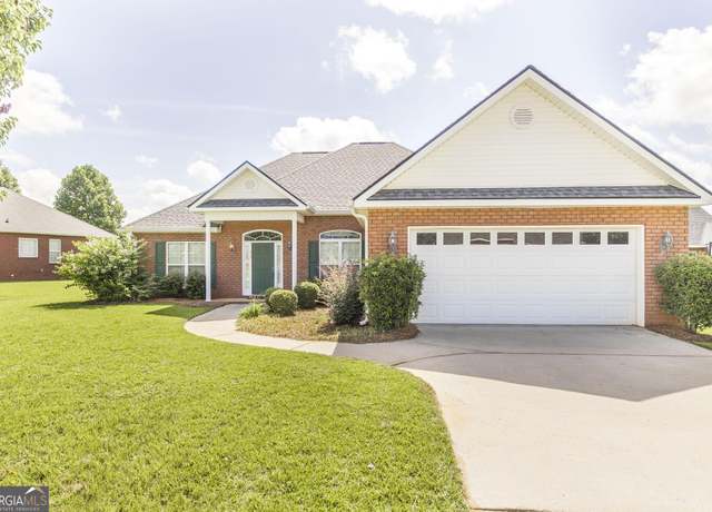 Property at 202 Huntwood Ln, Kathleen, GA 31047, 3 beds, 2 baths