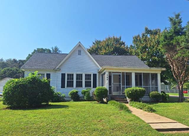 Property at 509 S 6th St, Lanett, AL 36863, 2 beds, 1 bath