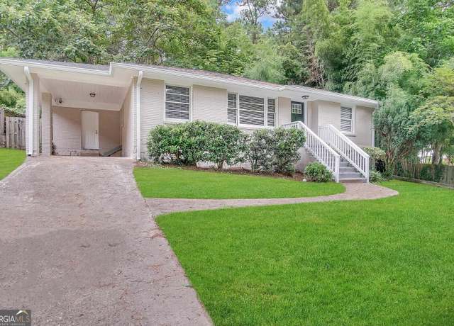 Property at 2425 Hanford Dr SW, Atlanta, GA 30315, 3 beds, 1 bath