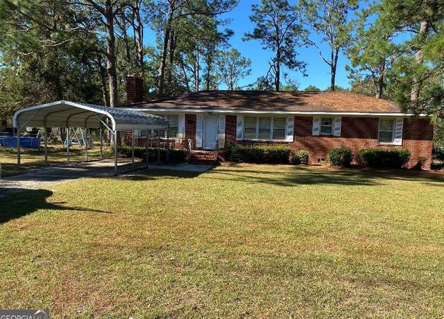 Property at 167 Fortune Loop Rd, Swainsboro, GA 30401, 4 beds, 1.5 baths