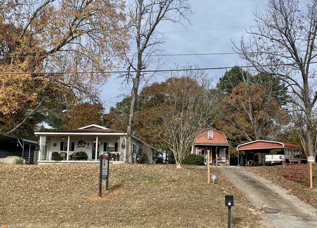 Property at 10142 Washington St, Covington, GA 30014, 3 beds, 2 baths