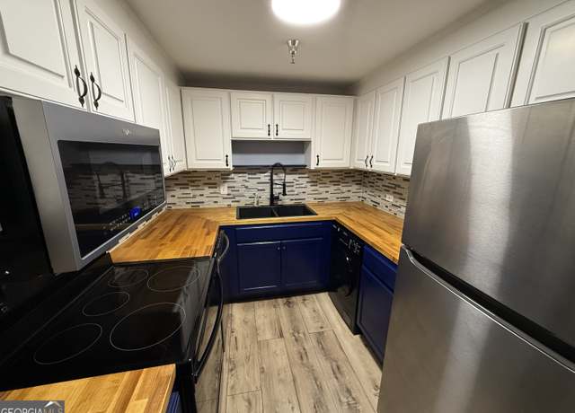 Property at 375 Ralph Mcgill Blvd NE #1305, Atlanta, GA 30312, 2 beds, 1 bath