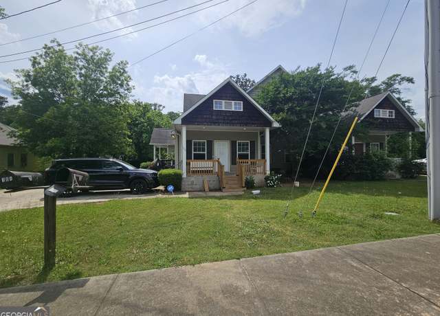 Property at 102 Parker St, Lagrange, GA 30240, 3 beds, 2 baths