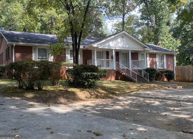 Property at 4850 Lehigh Dr, Douglasville, GA 30135, 2 beds, 1 bath