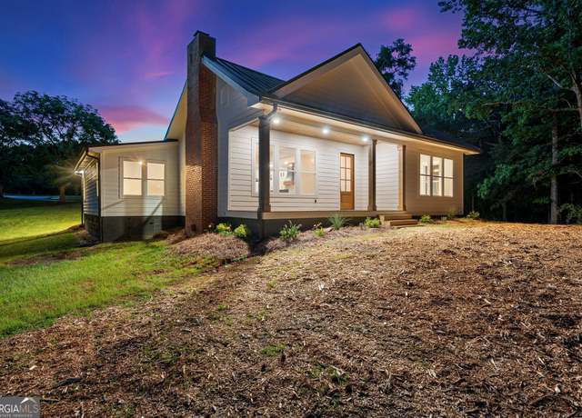 Property at 182 Cherry Rose Ln, Hartwell, GA 30643, 3 beds, 2 baths