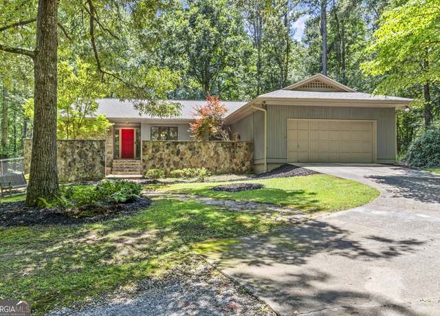 Property at 3661 Acorn Ct NE, Conyers, GA 30012, 3 beds, 2 baths